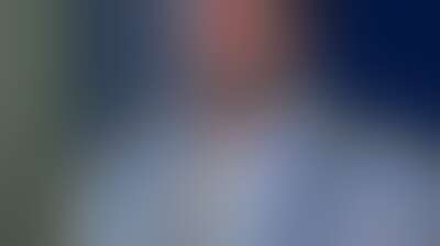 قائد الثورة: النظام السعودي يفتعل لنفسه مشاكل مع كل الأطراف وسياساته وتوجهاته تخدم الصهيونية Background